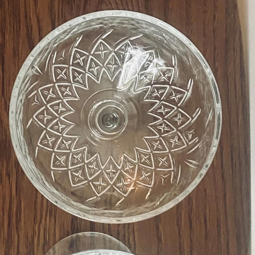 ❤️ Anthropologie Set of 2 Champagne Cocktail Glasses Glass Etched